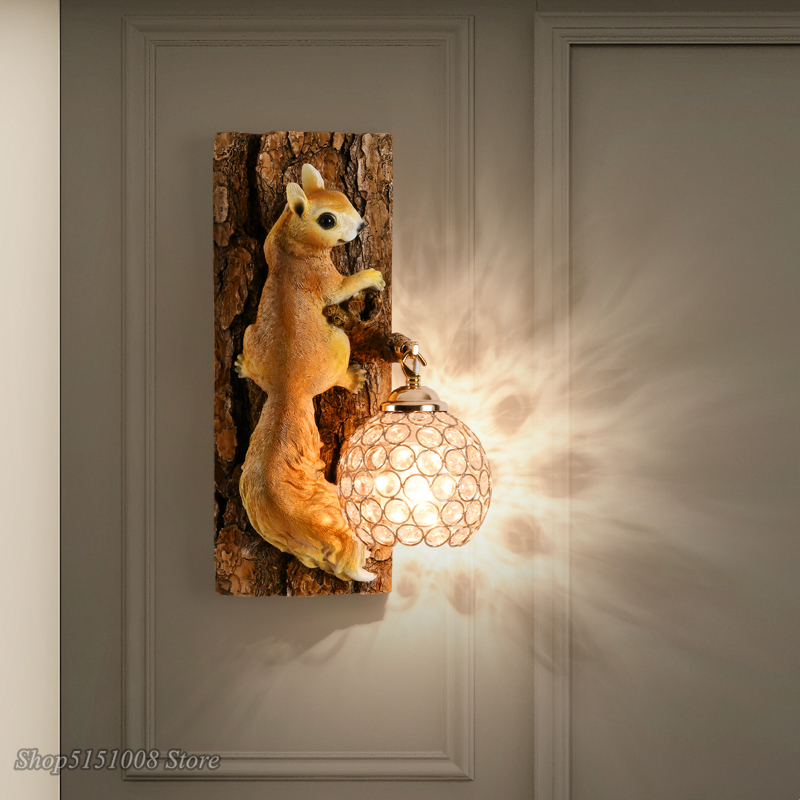 Background Resin Art - Nordic Style Resin Squirrel Crystal Led