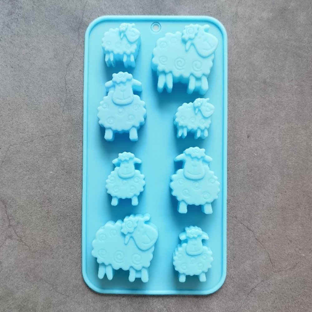 8 Hole Little Sheep Chocolate  - مراجعة Silicone Mold Ocean وسعره