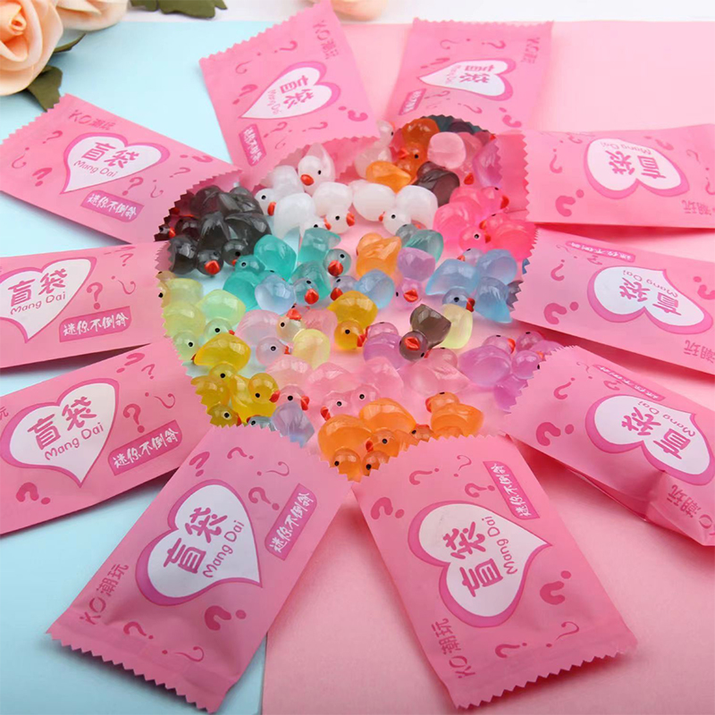 5pcs Cute Mini Luminous Resin  - مراجعة Resin Art Furniture وسعره