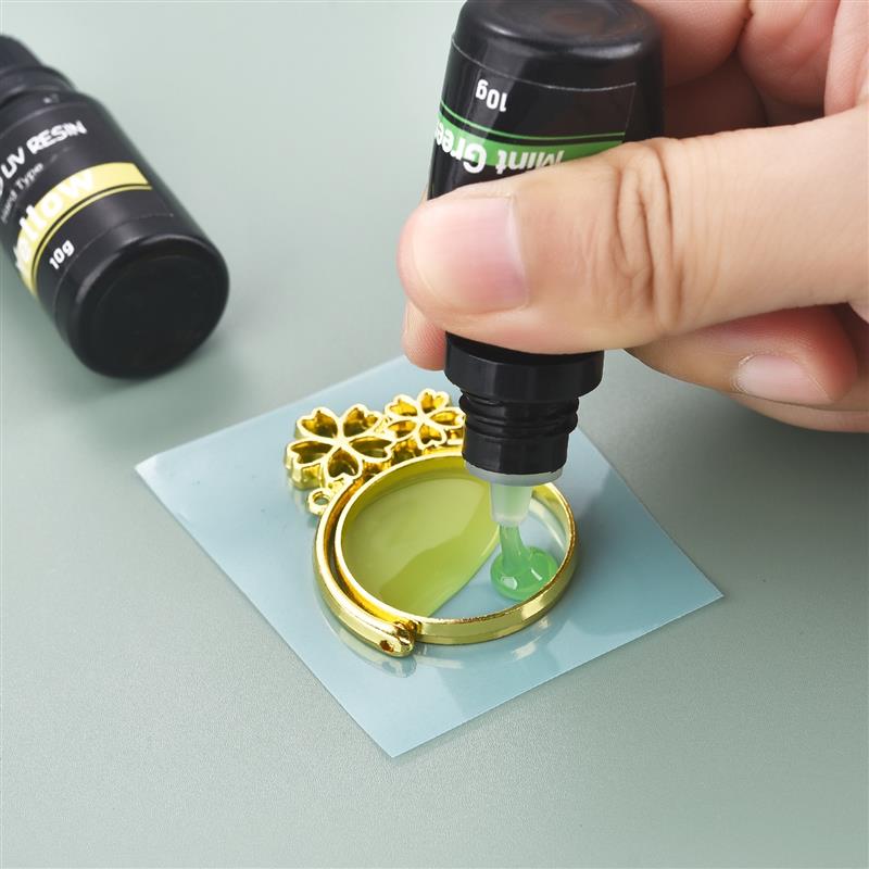 17 Colors UV Resin Glue 10ml E - مراجعة Uv Resin Clear Hard وسعره